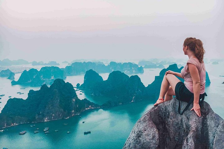 5-day Hanoi – Hoa Lu – Tam Coc – Halong Bay