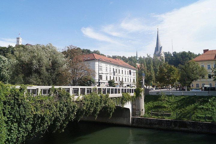 Explore Ljubljana in 60 minutes with a Local