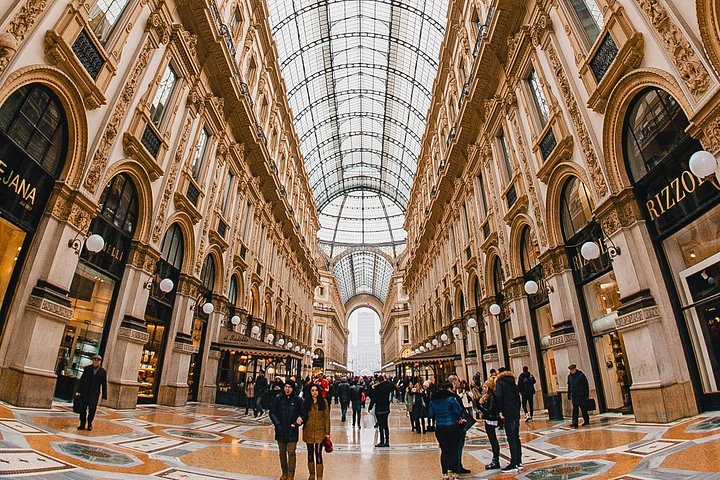 Milan’s Private Fashion and Food Tour