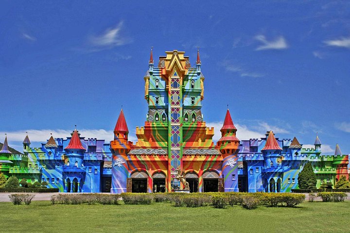 Private Tour to Beto Carreiro World with Floripa Nativa Turismo