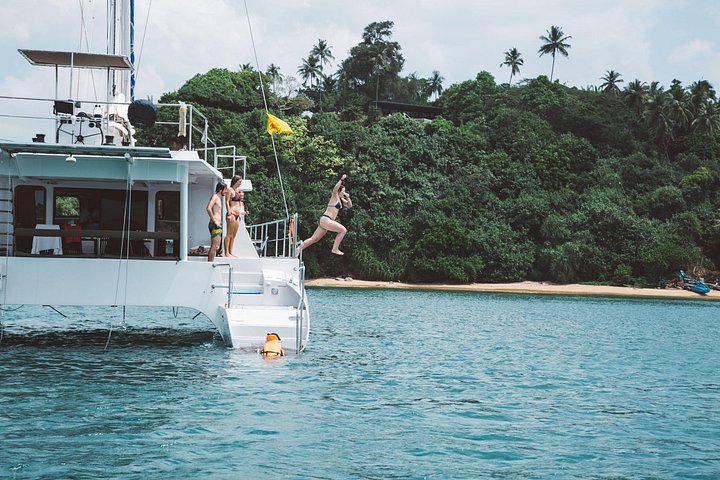 Sailing Vacation from Mirissa (3 Days/2 Nights)