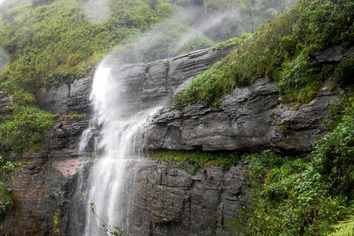 Hiking to Kota Ganga Waterfall in Knuckles Mountain Range