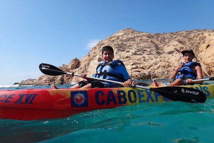 Kayaking & Snorkeling in the Spectacular Waters of Los Cabos