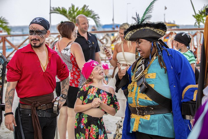 Pirate Night! Dinner, Fun and Show at Cancun Couples Special