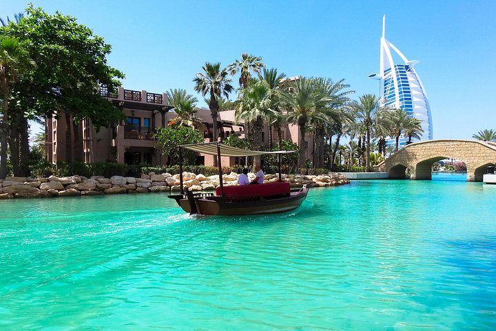 Modern Dubai tour with View At the Palm