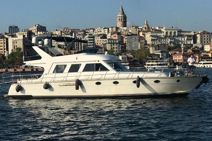 Istanbul Private Yacht Tour - 2 Hours