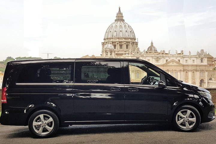 Transfer from Fiumicino airport to Rome Center