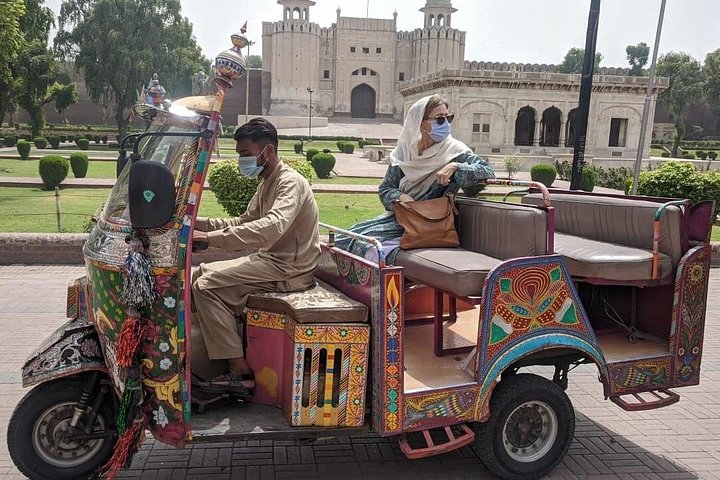 Lahore Half Day Private Tuk Tuk ( Trishaw ) Guided Tour