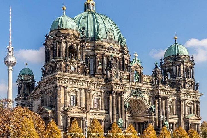 Berlin in a Day: Private Full-Day Highlights Tour
