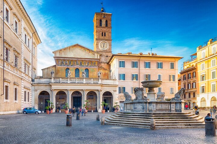Rome: Hidden Treasures of Trastevere Self-Guided Puzzle Quest