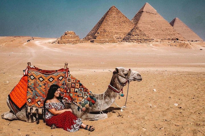 Giza Pyramids & Sphinx tour with Lunch from Cairo