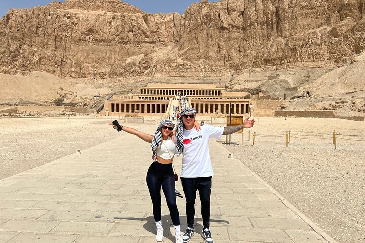 Small group Hurghada to Luxor, Valley of the Kings by Van