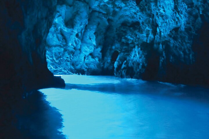 Blue Cave and Caves Discovery Dubrovnik Group Tour by Boat