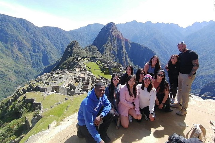 Machu picchu one day by train all included - Circuit 2