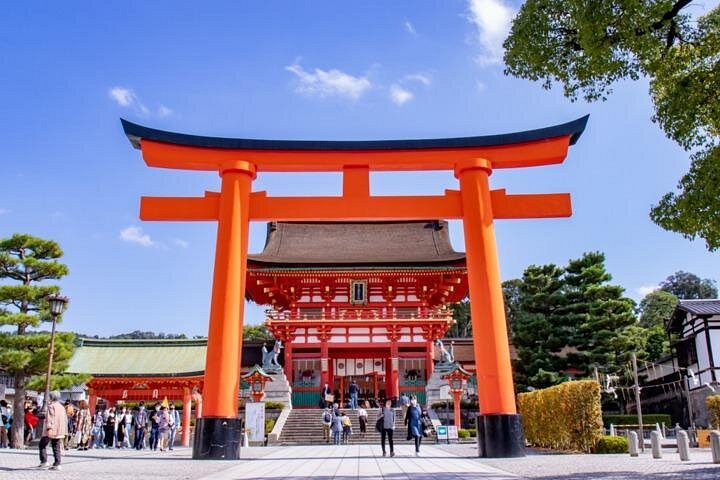 Kyoto Sake Tasting and Cruise Half Day Tour