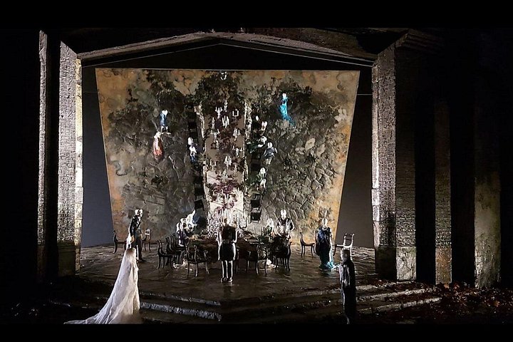 Medea at The Metropolitan Opera House Ticket