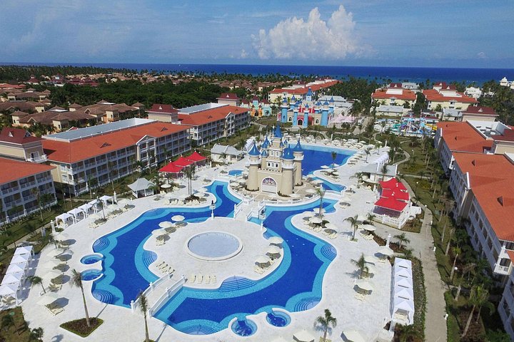 Private Transfer Punta Cana Airport to or from Bahia Principe Fantasia