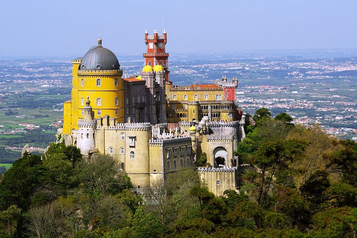 FULL DAY Private Tour to Sintra, Queluz, Cabo da Roca, and Cascais