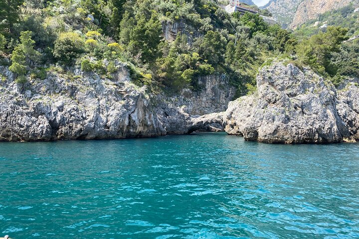 Boat tour of the Amalfi Coast with Aperitif