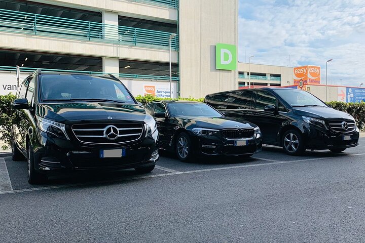 Private Transfer from Nuuk Cruise Port to Nuuk Airport (GOH)