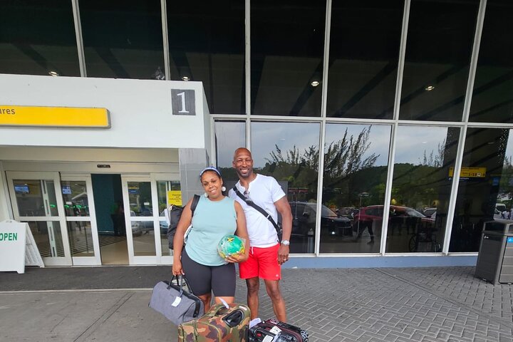 Private Montego Bay Airport Transfer to Negril/Westmoreland Hotel