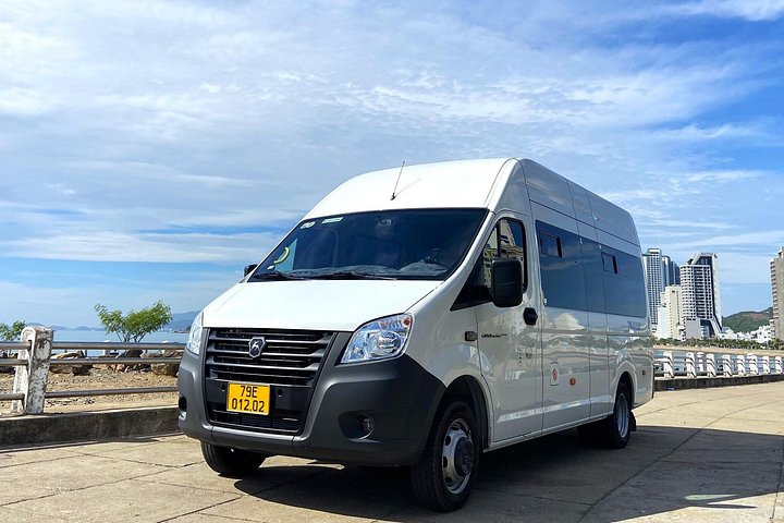 Daily bus in Nha Trang to Dalat
