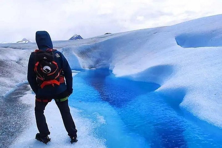 Big Ice Perito Moreno from El Calafate - Longest glacier trek