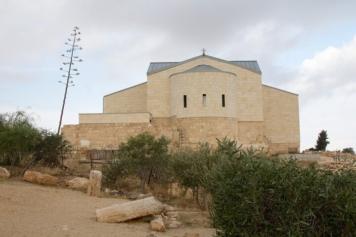 From Dead Sea: Baptism Site, Mount Nebo and Amman City Tour
