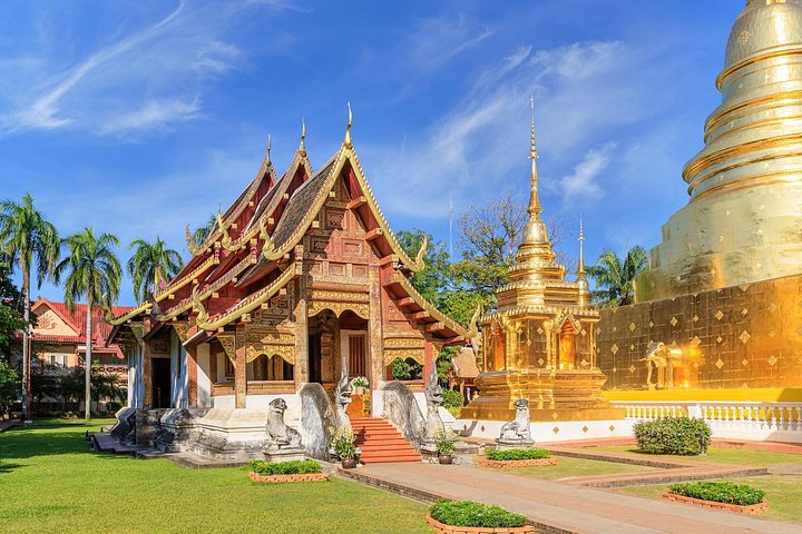 Bangkok Private Family Explorer: Uncover Ancient and Modern Gems