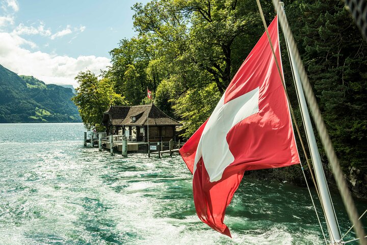 Private Wilhelm Tell Swiss History Tour with Hotel Pick-up