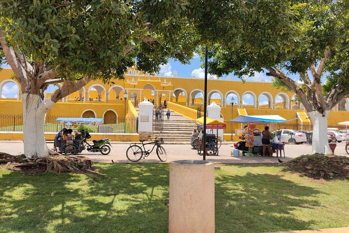Magical towns and their gastronomy.