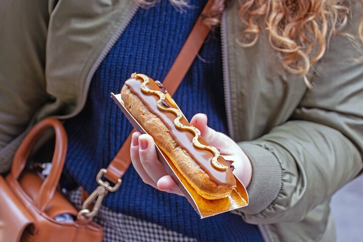 Paris: Pastry Food Tour of French Sweet and Desserts