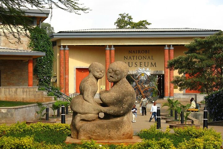 Nairobi National Museum and Snake Park Guided Tour