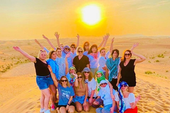 Dubai Morning Desert Safari with Camel Ride and Sandboarding