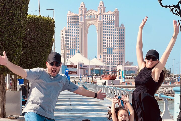Private Guided Full-Day Tour in Abu Dhabi