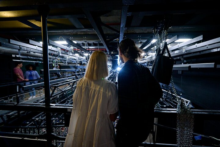 Sydney Opera House Backstage Guided Tour with Breakfast