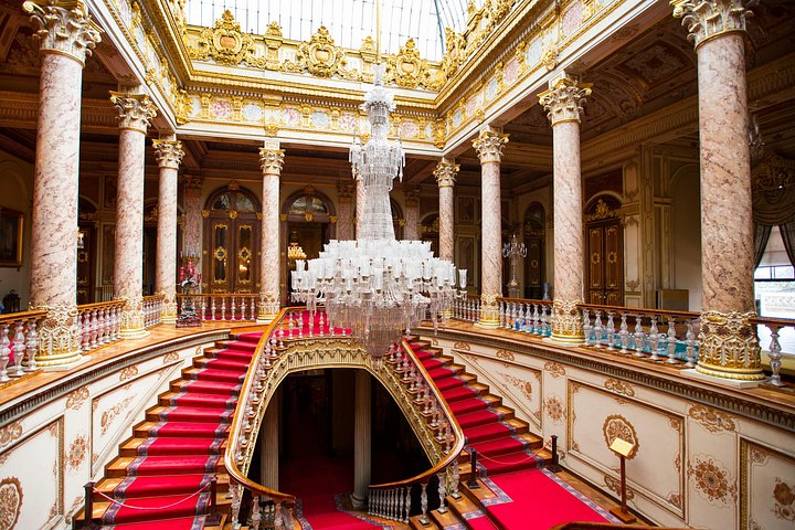 Entrée coupe-file au palais de Dolmabahce avec audioguide