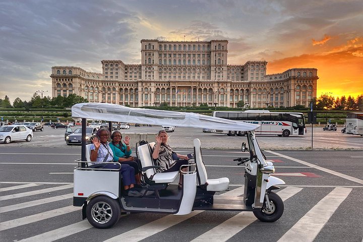 Tuk Tuk Bucharest Tour - Unique Experience in town!