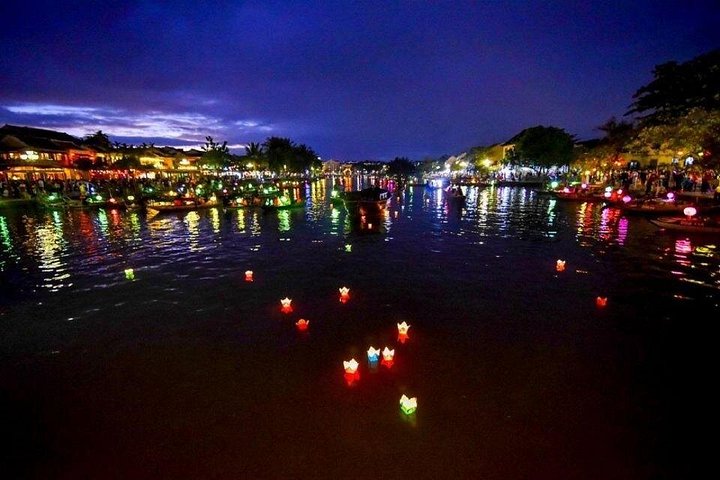 Experience Private Night Boat Trip Lantern on Hoai River