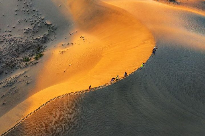 From Ho Chi Minh City: Magical Sunset at Mui Ne Sand Dunes