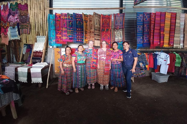 Guatemala Textile Experience in San Antonio Aguas Calientes