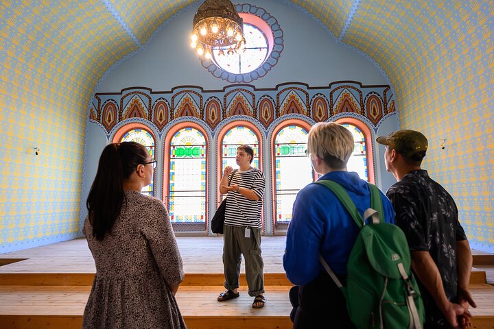 Budapest Jewish Heritage Memorial Walking Tour & Synagogue Entry