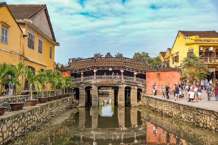 Coconut Jungle–Hoi An City–Boat Ride & Release Flower Lantern