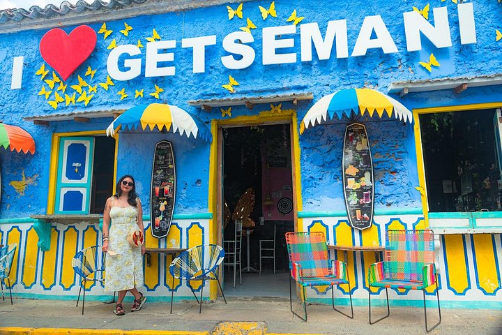 Getsemani Neighborhood Photo Walking Tour