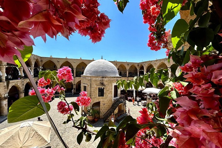 Cyprus: Private Nicosia Tour – Greek & Turkish Sides