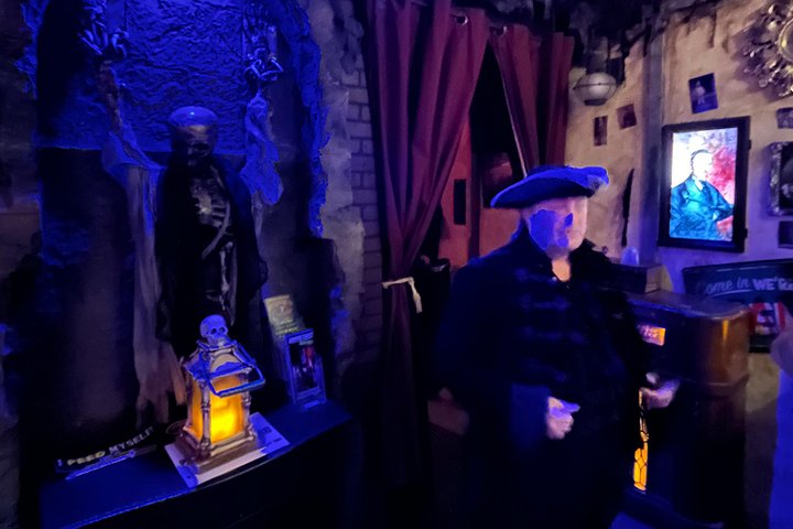 Vampire Ghost Adventures and Haunted Objects Walking Tour