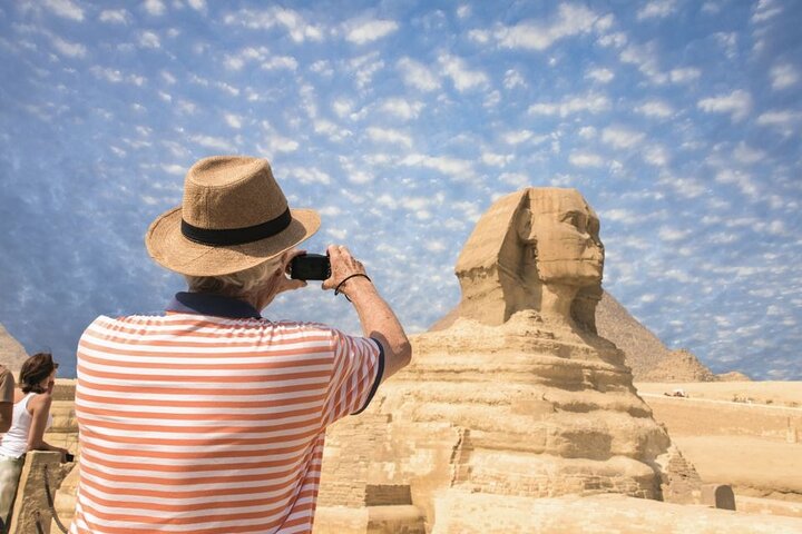 Full Day Giza Pyramids, Egyptian Museum and Khan El Khalili Bazar