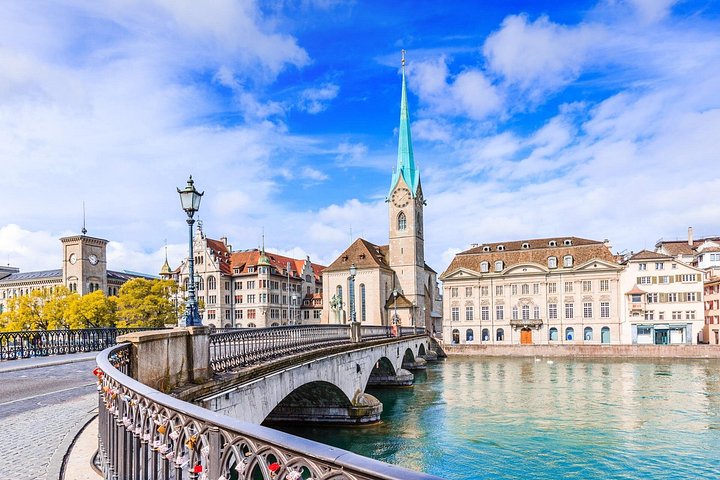 Zurich Old Town and Jewish Heritage Walking Tour