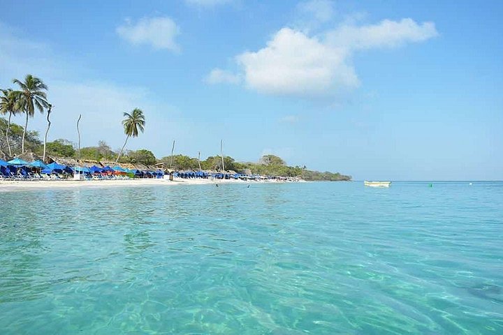 Cartagena Bachelor Party – Private Boat to Cholon with Drinks