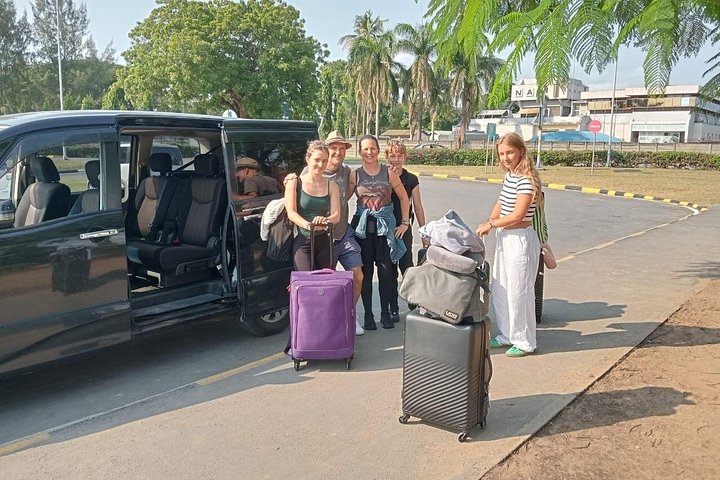 From Mombasa Airport Diani Transfer in a Minivan 5 Pax
